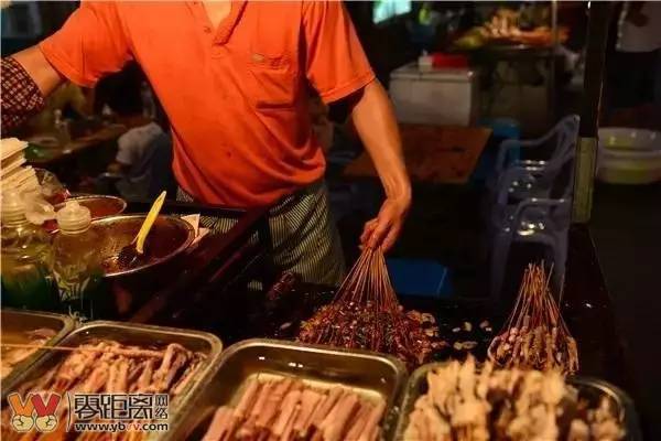 探秘小巷深处的独特风味，王宝和美食秘境之旅